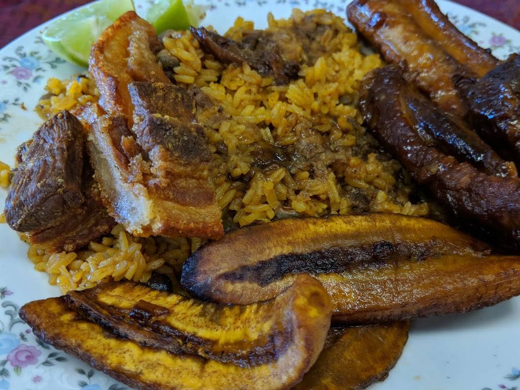 Delicias Restaurant | restaurant | 149 Stoughton St, Dorchester, MA 02125, USA | 6175338298 OR +1 617-533-8298