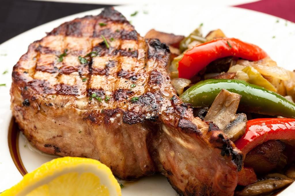 Caterinas Ristorante | restaurant | 9104 W Oklahoma Ave, Milwaukee, WI 53227, USA | 4145414200 OR +1 414-541-4200