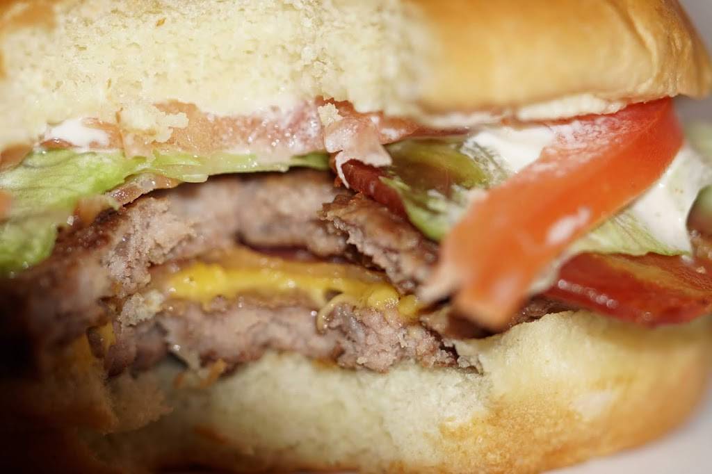 Wendys | restaurant | 1627 N Washington Blvd, Sarasota, FL 34236, USA | 9419547137 OR +1 941-954-7137