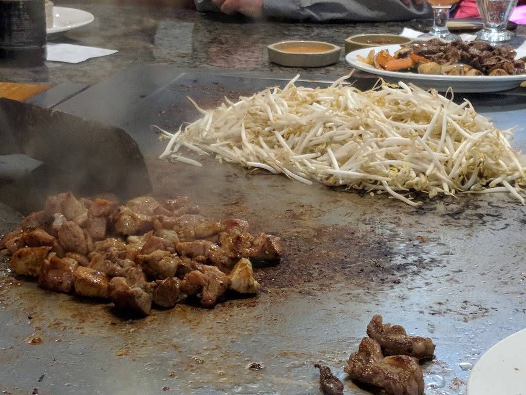 Ten Restaurant | restaurant | 11655 Boul Gouin O, Pierrefonds, QC H8Y 1Y4, Canada | 5146849919 OR +1 514-684-9919