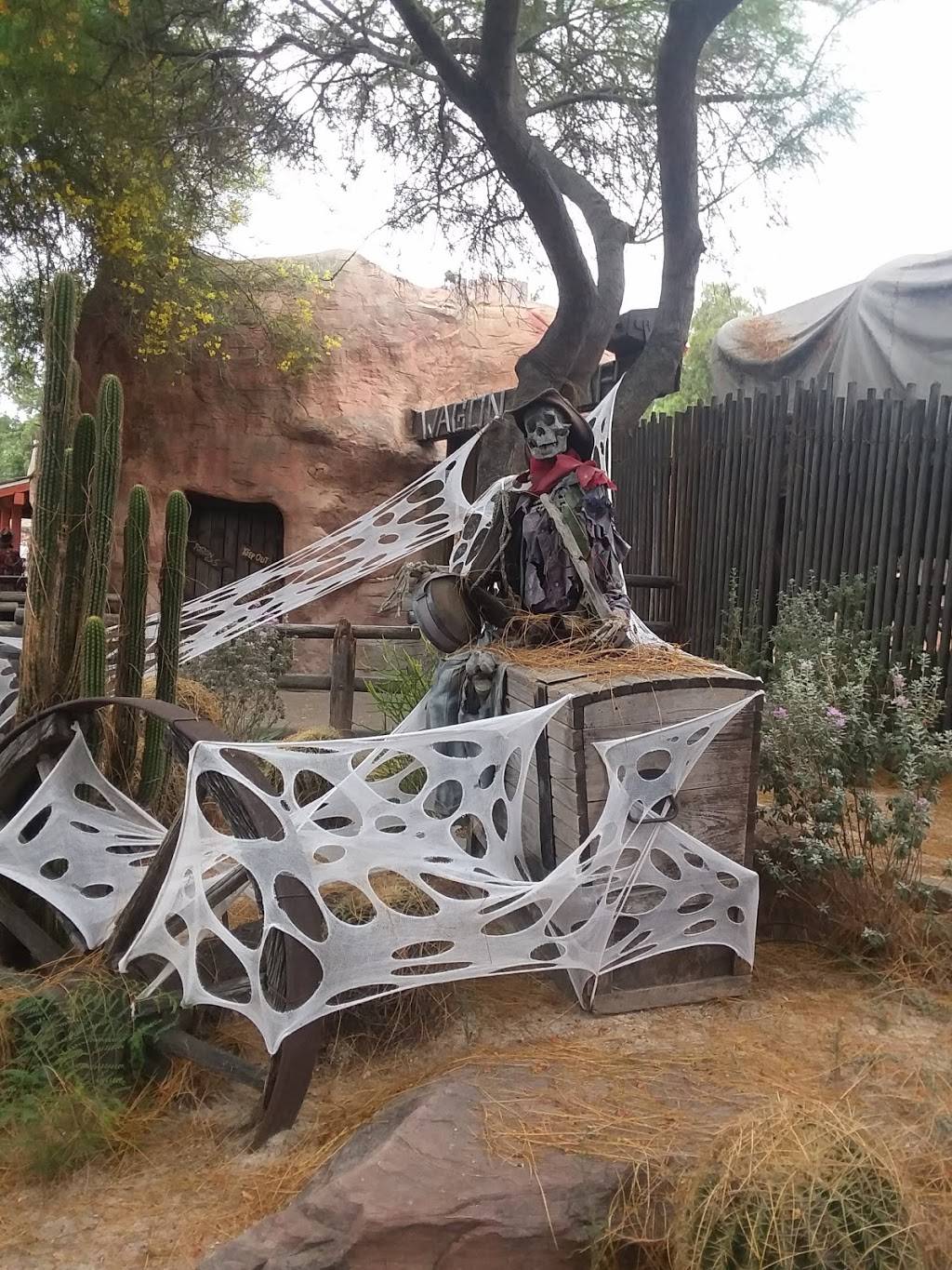 Sutters | restaurant | 8039 Beach Blvd, Buena Park, CA 90620, USA | 7142205074 OR +1 714-220-5074