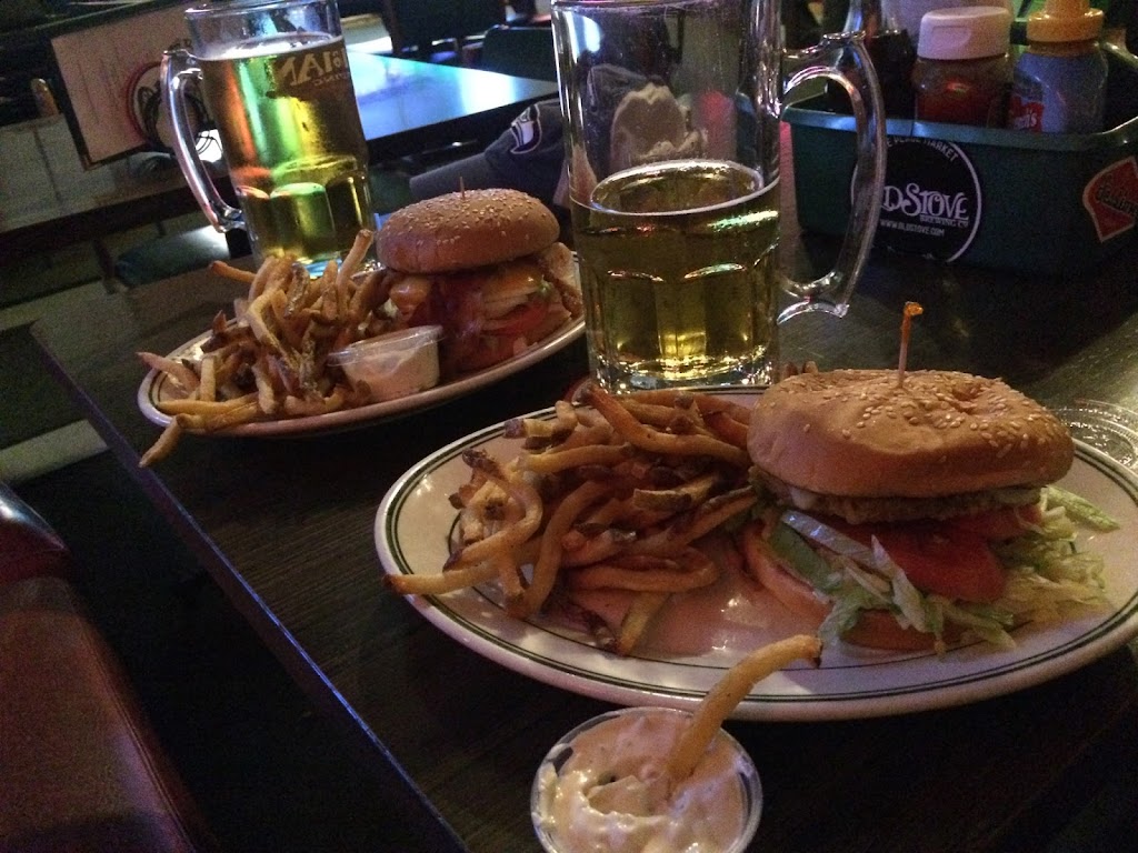 Sloop Tavern | restaurant | 2830 NW Market St, Seattle, WA 98107, USA | 2067823330 OR +1 206-782-3330