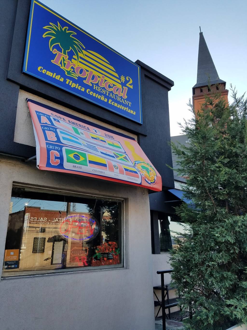 Tropical | restaurant | 36-10 Greenpoint Ave, Long Island City, NY 11101, USA | 7183922734 OR +1 718-392-2734