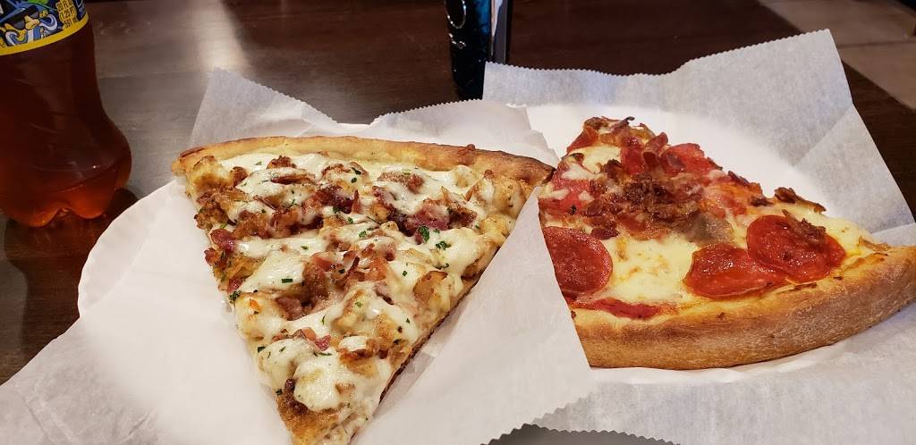 Marinos Pizzeria And Restaurant | restaurant | 910 Carmans Rd, Massapequa, NY 11758, USA | 5167997542 OR +1 516-799-7542