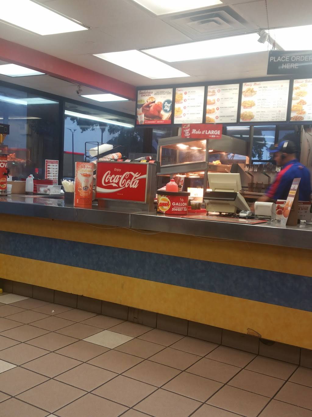 Churchs Chicken | restaurant | 11121 Fondren Rd, Houston, TX 77096, USA | 7139955412 OR +1 713-995-5412