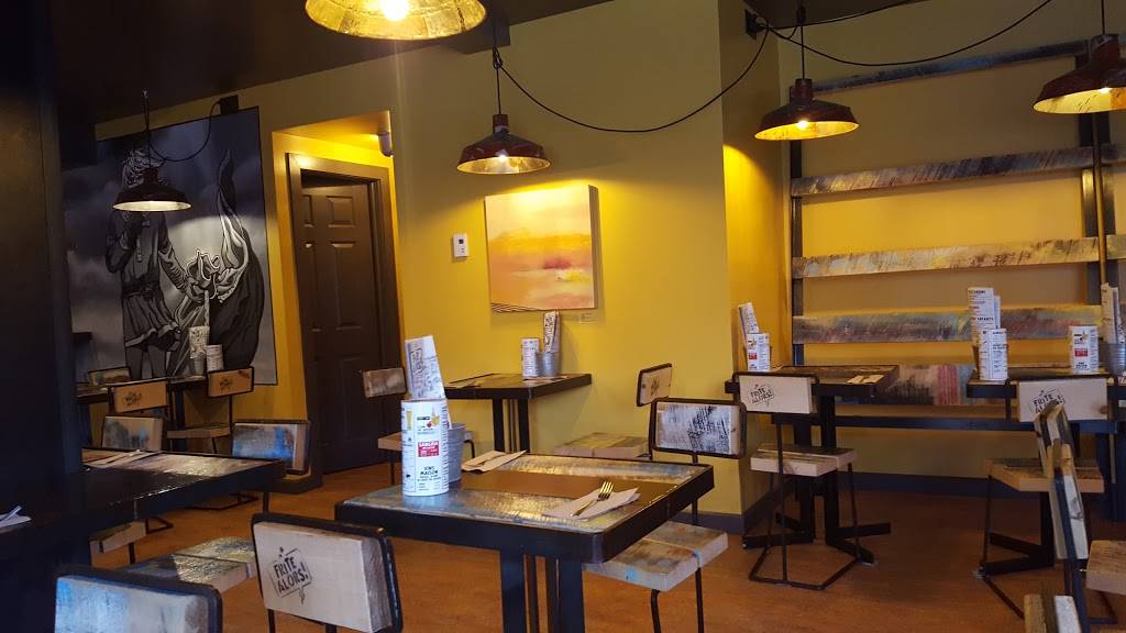 Frite Alors! - Limoilou | restaurant | 1201 3e Ave, Quebec City, QC G1L 2X8, Canada | 4189145986 OR +1 418-914-5986