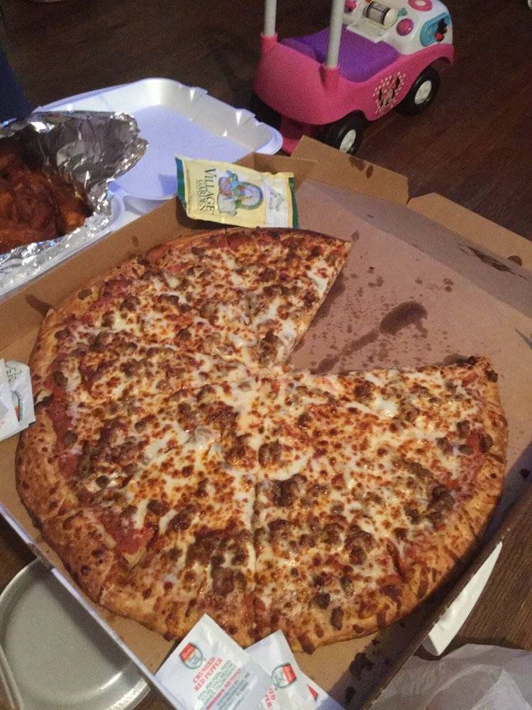 King Pizza | restaurant | 125 E Edgebrook Dr # D, Houston, TX 77034, USA | 7139432133 OR +1 713-943-2133