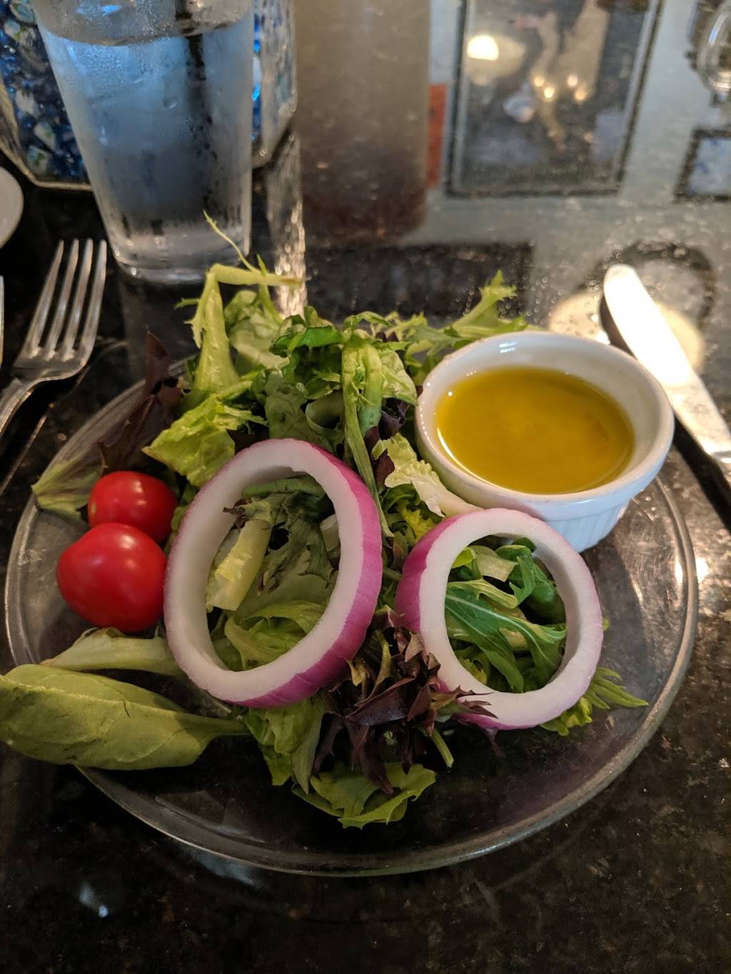 Nonnis Corner Trattoria | cafe | 251 S Broad St, Grove City, PA 16127, USA | 7242644337 OR +1 724-264-4337