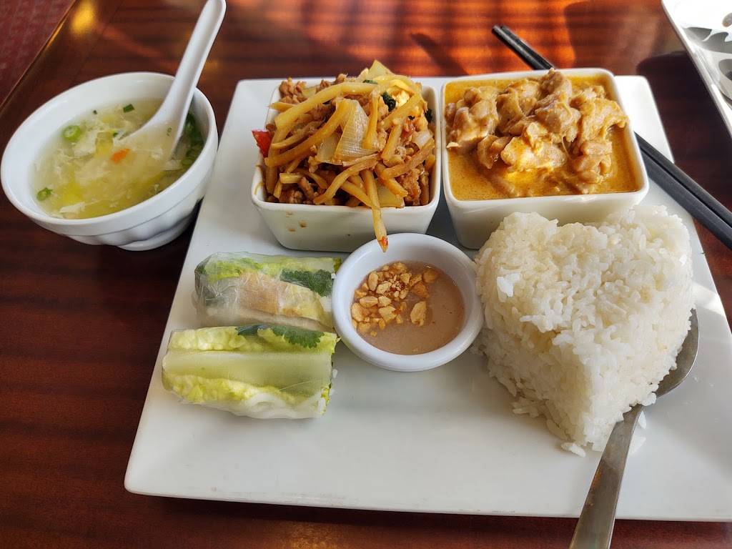 Siam Cuisine | restaurant | 1911 W Dimond Blvd #1454, Anchorage, AK 99515, USA | 9073443663 OR +1 907-344-3663