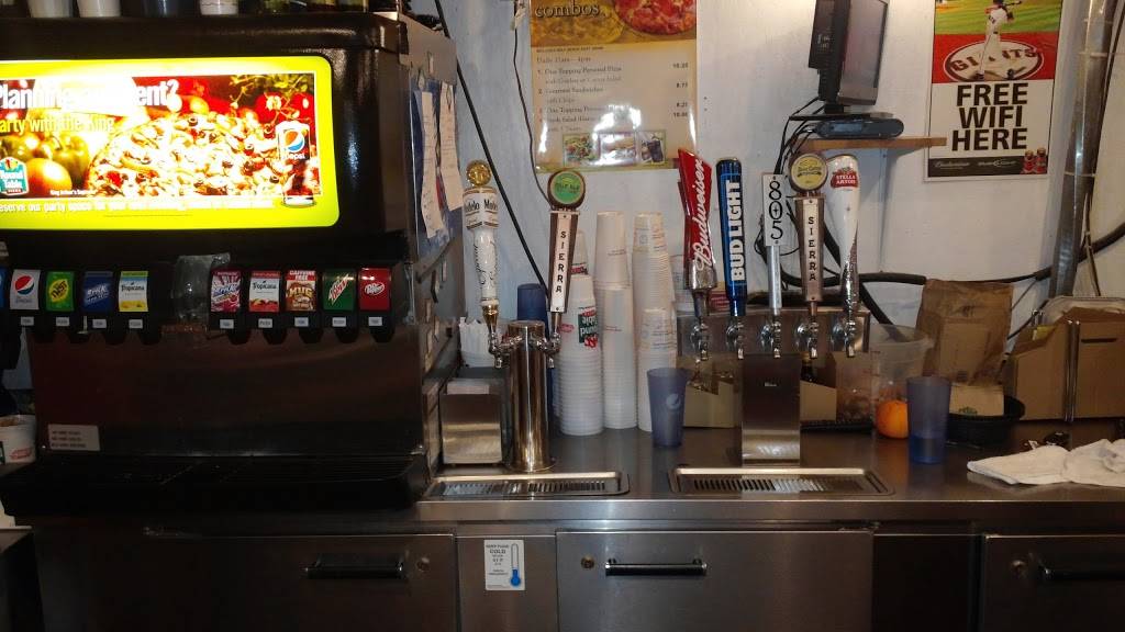 Round Table Pizza | meal delivery | 57 N Santa Cruz Ave, Los Gatos, CA 95030, USA | 4083547520 OR +1 408-354-7520