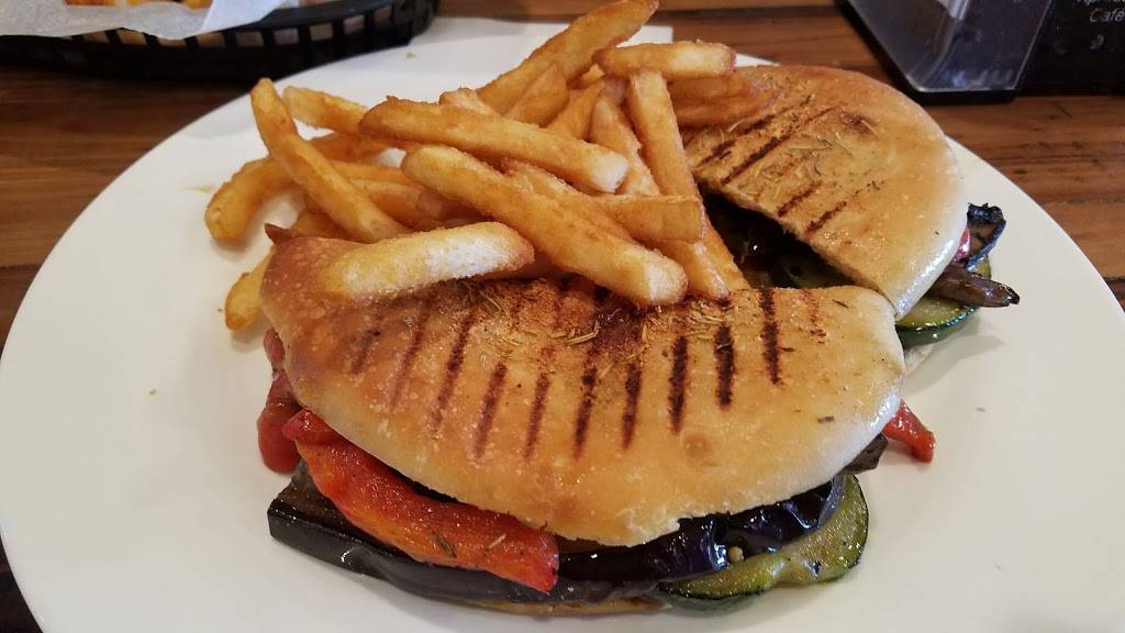 Mangia Brick Oven Pizza | restaurant | 1 NJ-37, Toms River, NJ 08753, USA | 7325575000 OR +1 732-557-5000