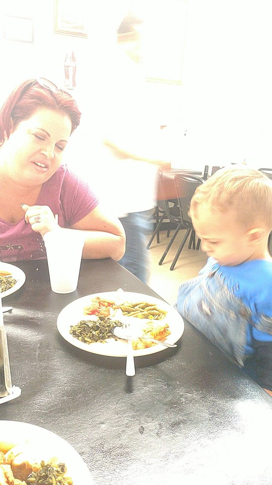 Betty Carols Diner | restaurant | 916 E 2nd St, Lumberton, NC 28358, USA | 9102720607 OR +1 910-272-0607