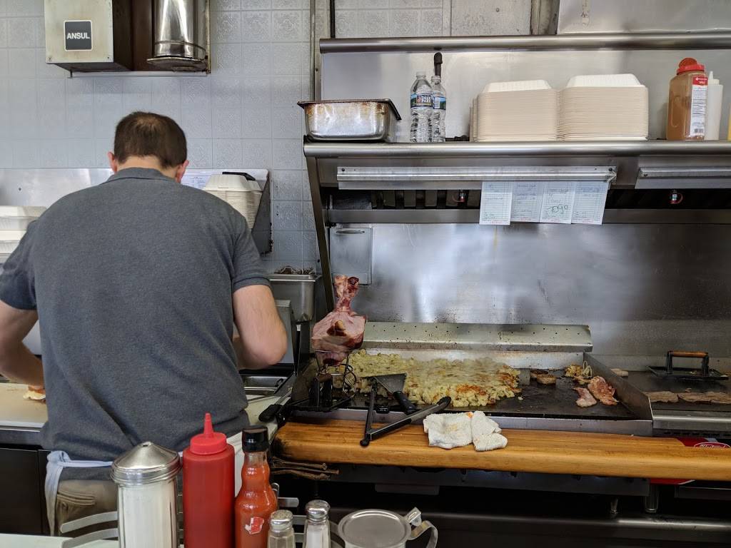 Nicks Diner | restaurant | 11199 Veirs Mill Rd, Wheaton, MD 20902, USA | 3019335459 OR +1 301-933-5459