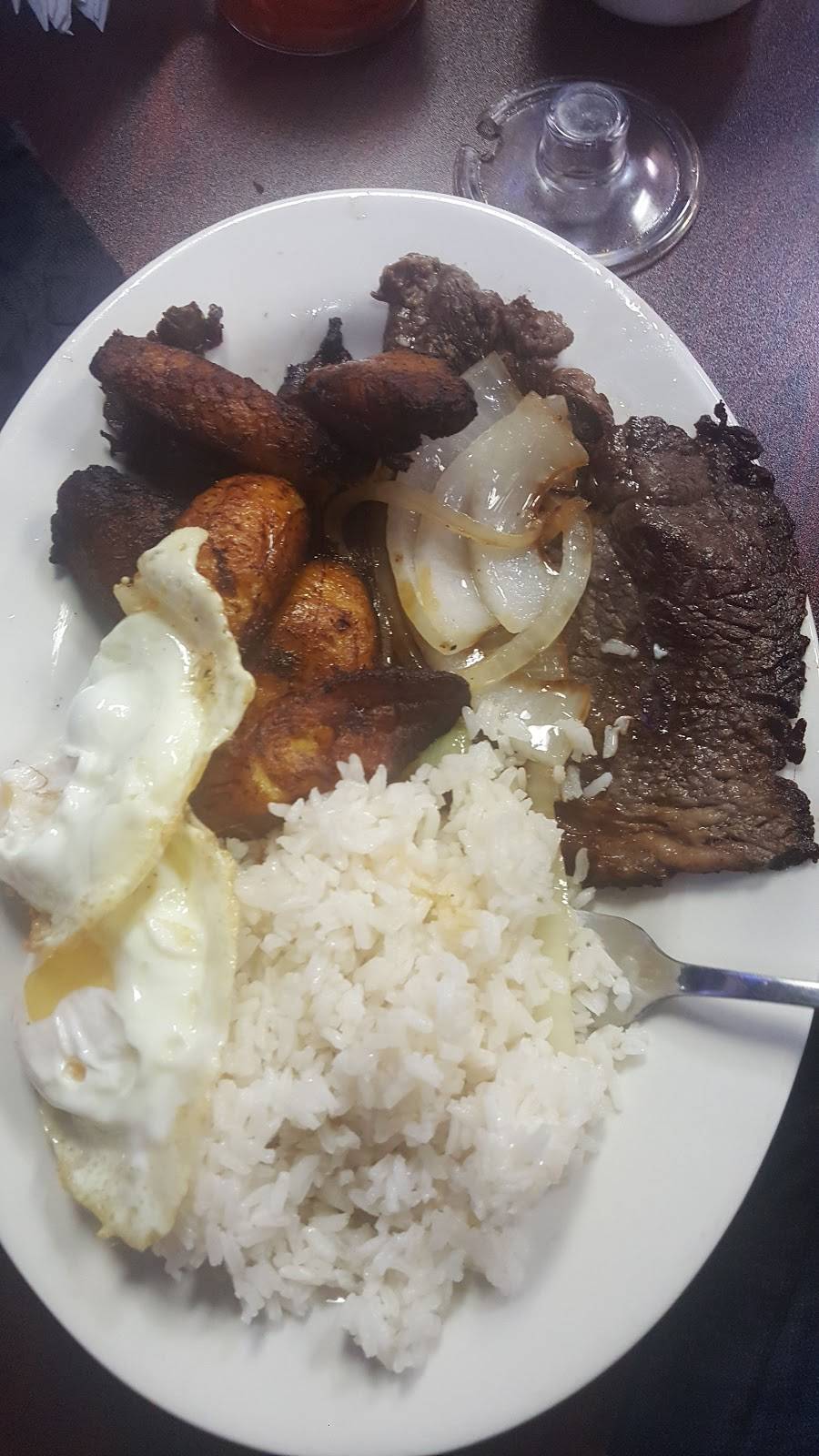 Max Bar & Grill | restaurant | 1177 Federal Hwy, Deerfield Beach, FL 33441, USA | 7542277135 OR +1 754-227-7135