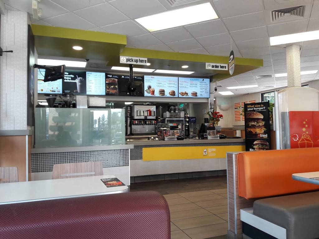 McDonalds | cafe | 110 Healdsburg Ave, Healdsburg, CA 95448, USA | 7074318846 OR +1 707-431-8846