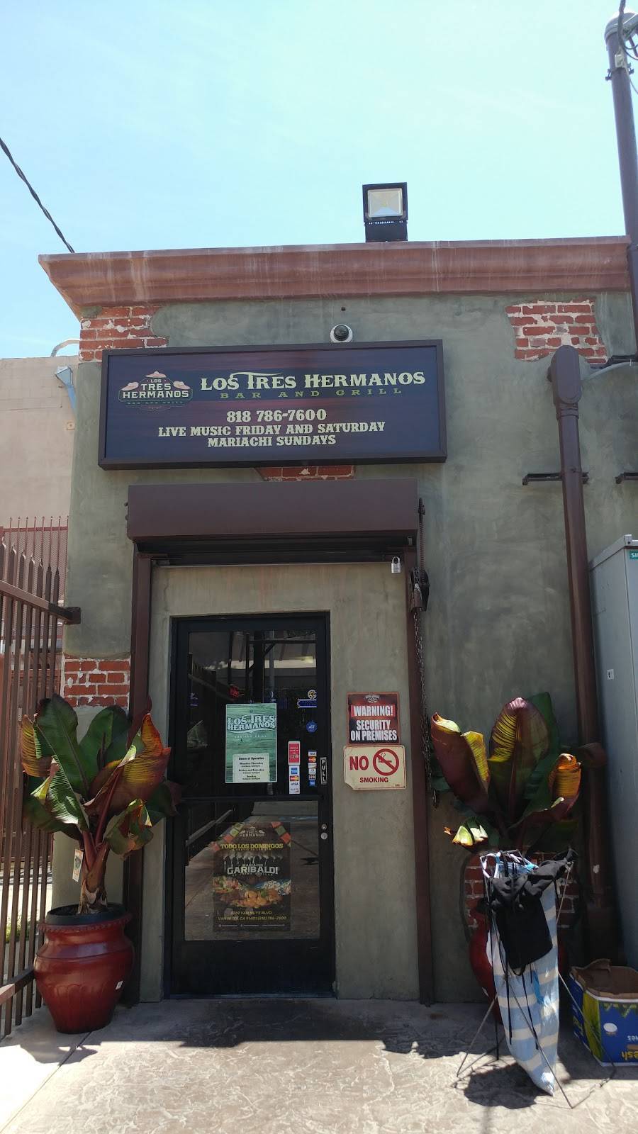 Los Tres Hermanos Restaurant Bar and Grill | restaurant | 6269 Van Nuys Blvd, Van Nuys, CA 91401, USA | 8187867600 OR +1 818-786-7600