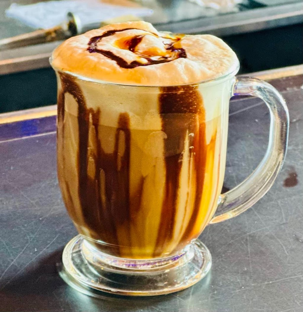 Platts’ Burger | restaurant | 5143 U.S. Ave, Plattsburgh, NY 12901, USA | 5183100198 OR +1 518-310-0198