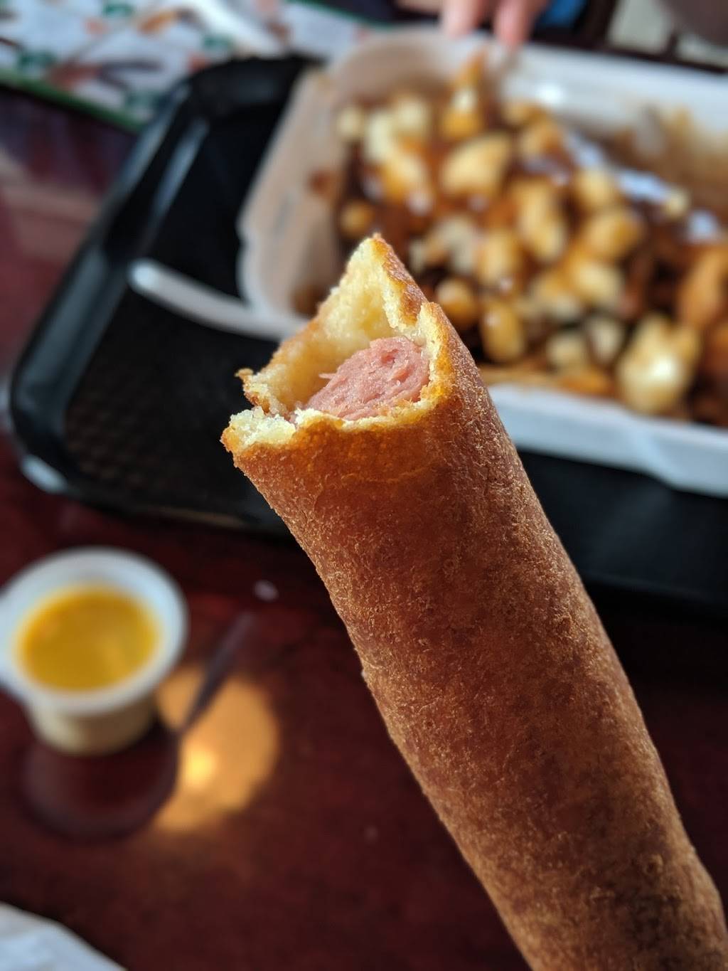 La Poutinerie Albert | restaurant | 780 Boulevard Saint-Joseph, Gatineau, QC J8Y 4B9, Canada | 8192054020 OR +1 819-205-4020