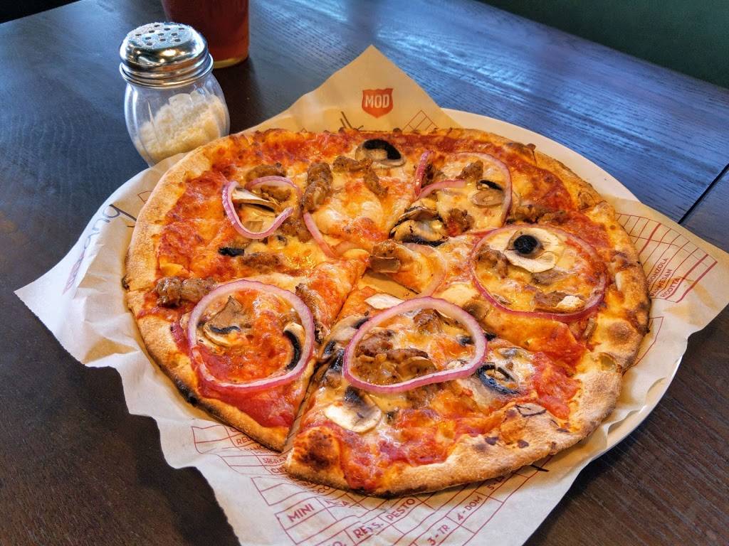 MOD Pizza | restaurant | 18300 Cottonwood Dr #111, Parker, CO 80138, USA | 7205868558 OR +1 720-586-8558