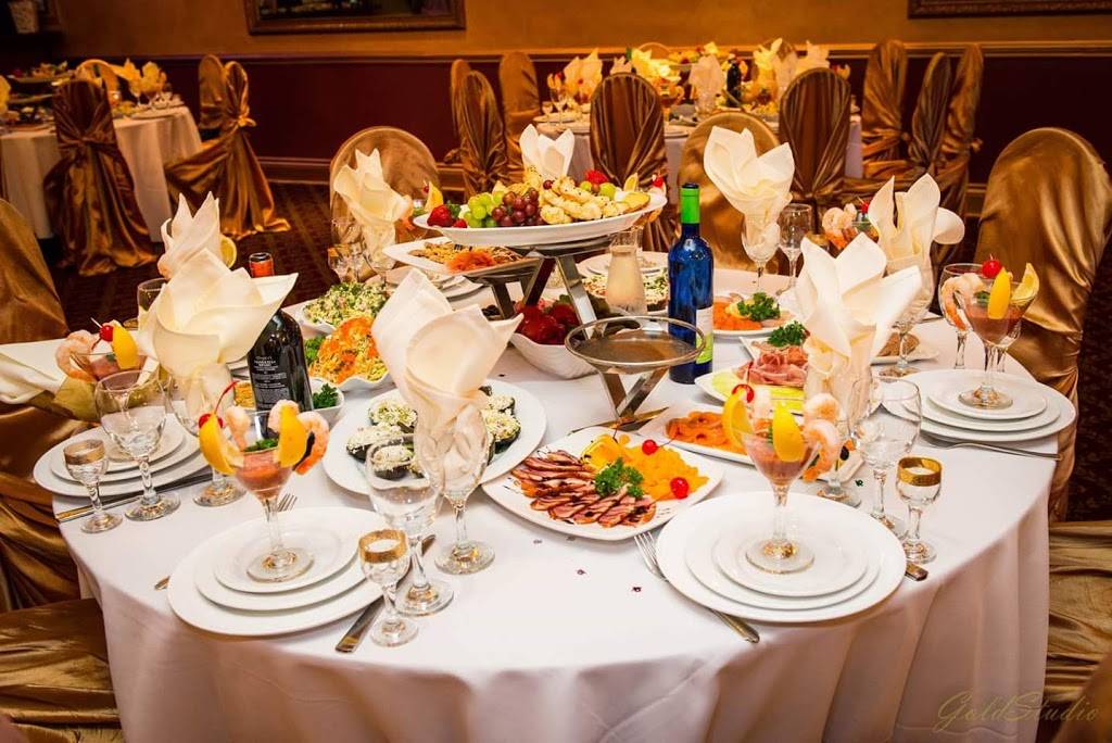 Arbat Restaurant | restaurant | 1416 Centre St, Thornhill, ON L4J 8A1, Canada | 9058816666 OR +1 905-881-6666