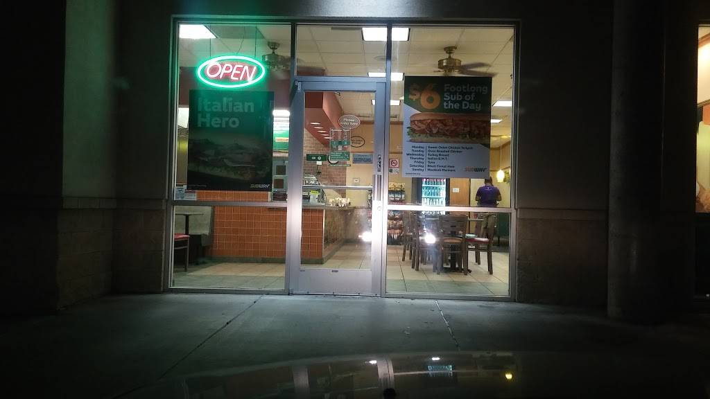 Subway | restaurant | Casa Banco Shopping Center, 5020 N 35th Ave Suite 102, Phoenix, AZ 85017, USA | 6022420067 OR +1 602-242-0067