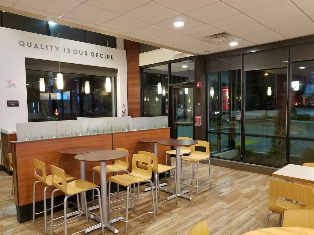 Wendys | restaurant | 5901 Ridge Ave, Philadelphia, PA 19128, USA | 2154823130 OR +1 215-482-3130
