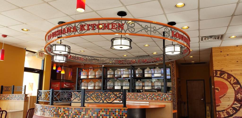 Popeyes Louisiana Kitchen | restaurant | 18311 Marsh Ln, Dallas, TX 75287, USA | 9728206304 OR +1 972-820-6304