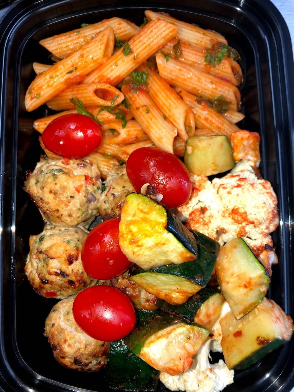 Feed Me Fine Foods | restaurant | 30 Baywood Rd unit 18, Etobicoke, ON M9V 3Z2, Canada | 4165252149 OR +1 416-525-2149