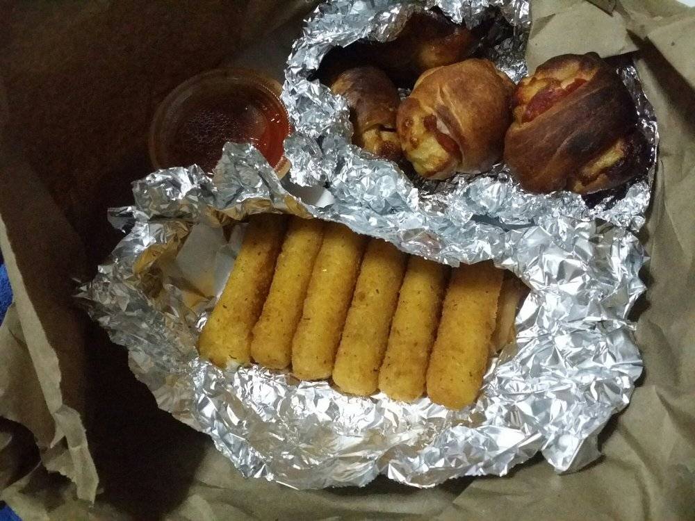 La Bella Pizzeria | meal delivery | 47-06 Greenpoint Ave, Sunnyside, NY 11104, USA | 7183928236 OR +1 718-392-8236