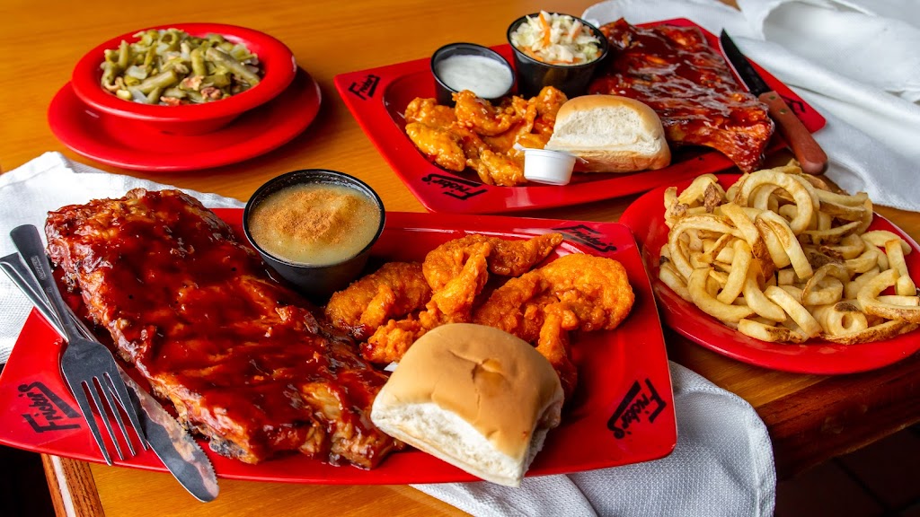 Frickers Lima | restaurant | 2550 Allentown Rd, Lima, OH 45805, USA | 4198799464 OR +1 419-879-9464