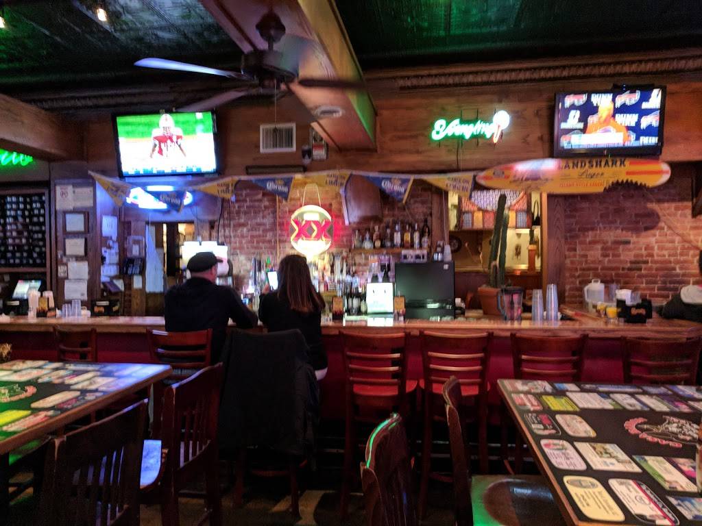 Casa Barron Mexican Restaurant | restaurant | 209 Louisiana Ave, Perrysburg, OH 43551, USA | 4198745361 OR +1 419-874-5361