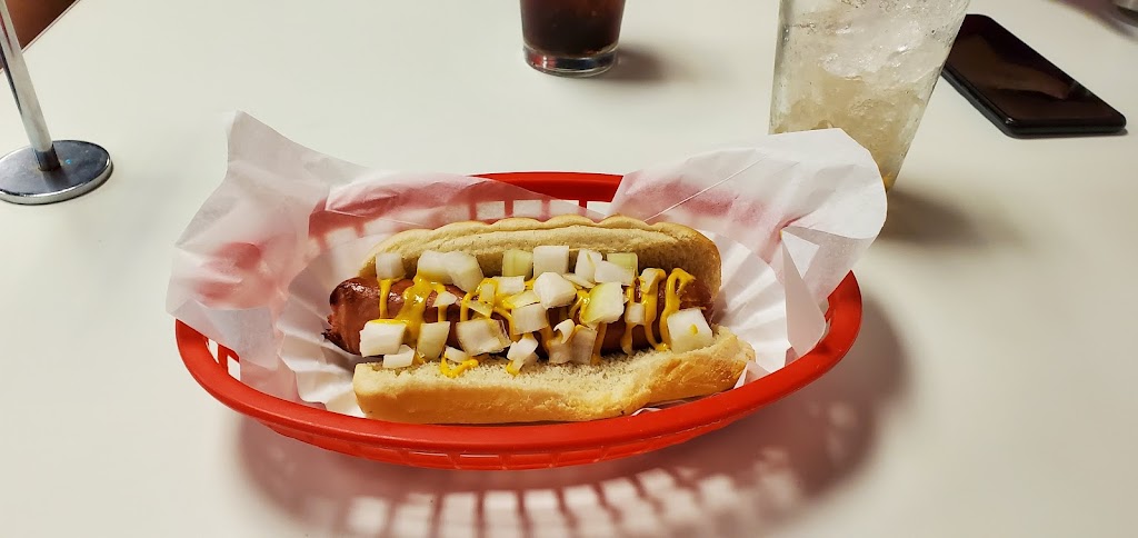 Holly Hop Ice Cream Shoppe | restaurant | 3404 34th St, Lubbock, TX 79410, USA | 8067922756 OR +1 806-792-2756