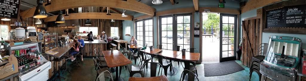 The Barn | restaurant | 3068 Cabrillo Hwy, Half Moon Bay, CA 94019, USA | 6505608363 OR +1 650-560-8363