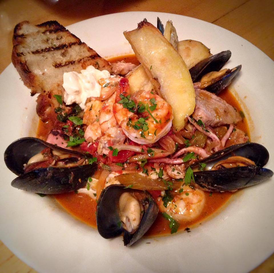 Terra Luna | restaurant | 104 Shore Rd, North Truro, MA 02652, USA | 5084871019 OR +1 508-487-1019