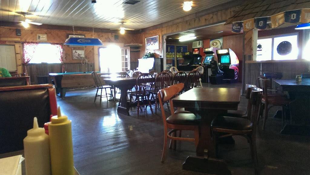 Petersons Corner | restaurant | 26310 CA-49, Nevada City, CA 95959, USA | 5302923747 OR +1 530-292-3747