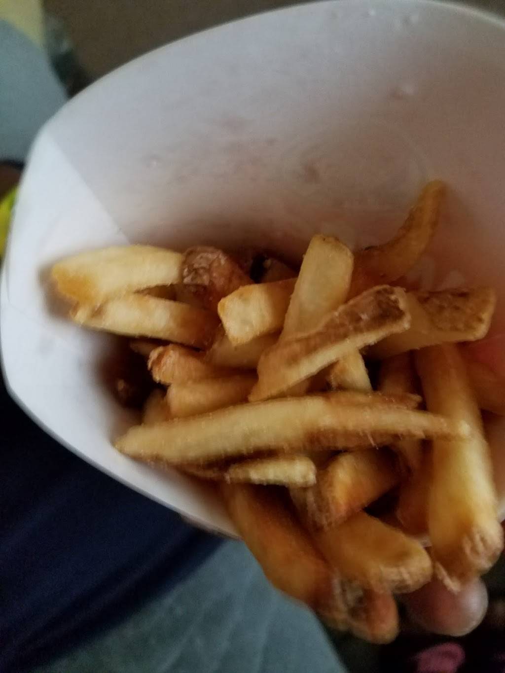 Wendys | restaurant | 3461 Old Halifax Rd, South Boston, VA 24592, USA | 4345728013 OR +1 434-572-8013