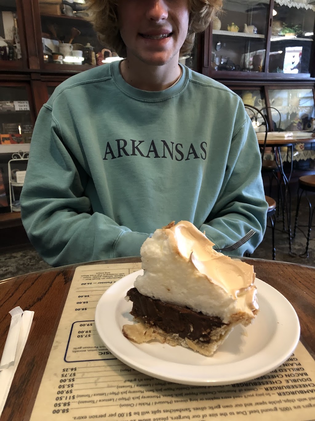 Charlottes Eats & Sweets | restaurant | 290 Main St, Keo, AR 72083, USA | 5018422123 OR +1 501-842-2123