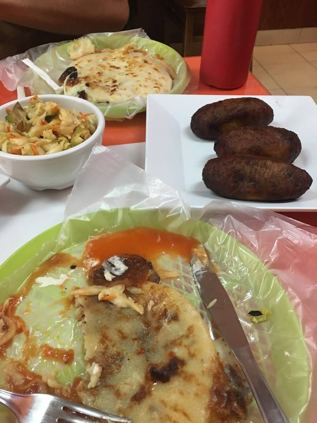 Marina Resturant | restaurant | 144-03 Jamaica Ave, Jamaica, NY 11435, USA | 7182976211 OR +1 718-297-6211