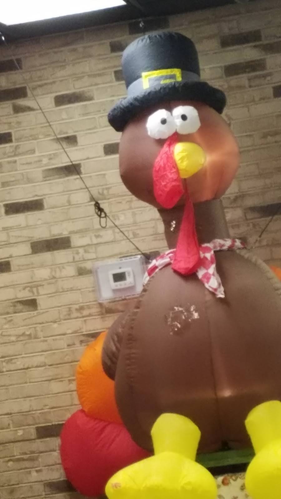 Burger King | restaurant | 2700 Crittenden Dr, Louisville, KY 40209, USA | 5026378887 OR +1 502-637-8887