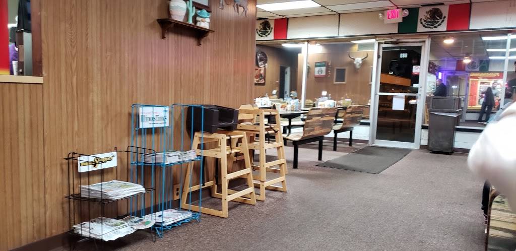 Jolly Tamale | restaurant | 803 S Dirksen Pkwy, Springfield, IL 62703, USA | 2175232345 OR +1 217-523-2345