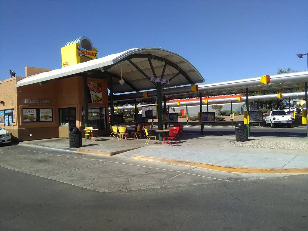 Sonic Drive-In | restaurant | 5085 East Tropicana Blvd, Las Vegas, NV 89122, USA | 7024348999 OR +1 702-434-8999