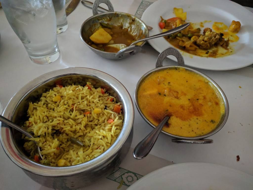 Restaurant Aladdin | restaurant | 190 Rue Notre-Dame, Repentigny, QC J6A 2R2, Canada | 4504701000 OR +1 450-470-1000