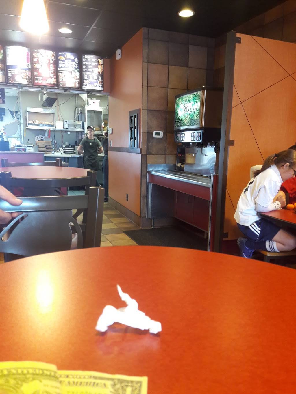 Taco Bell | restaurant | 22210 OH-51, Genoa, OH 43430, USA | 4198559916 OR +1 419-855-9916