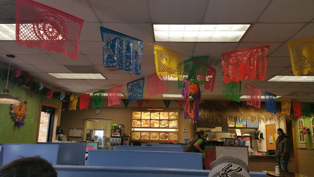 Tias Taco Hut | restaurant | 5730 Babcock Rd, San Antonio, TX 78240, USA | 2105588646 OR +1 210-558-8646