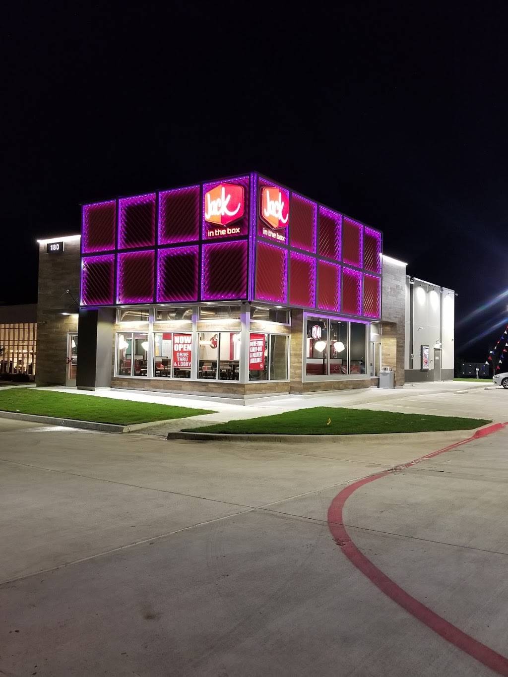 Jack in the Box | restaurant | 180 E Central Texas Expy, Harker Heights, TX 76548, USA | 2546803776 OR +1 254-680-3776