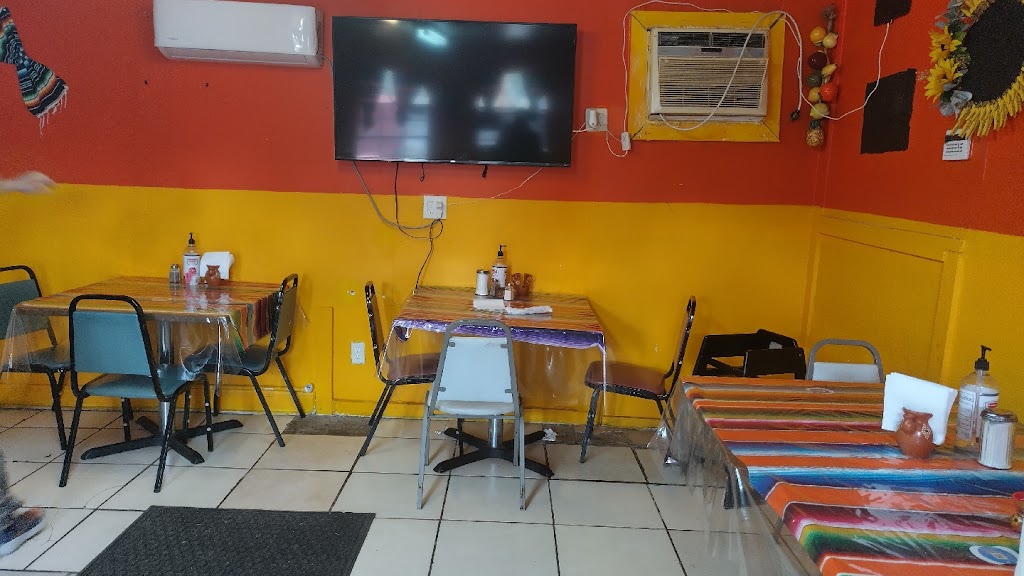 El Rinconcito Mexicano | restaurant | 400 S Oscar Williams Rd, San Benito, TX 78586, USA | 9566261167 OR +1 956-626-1167