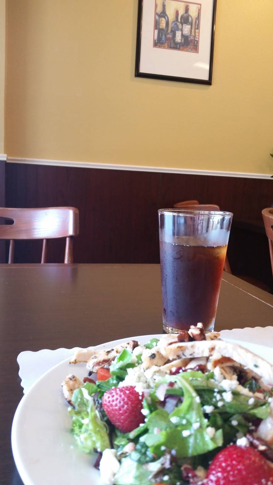 Chic Le Chef | restaurant | 18983 Hartmann Rd # M, Hidden Valley Lake, CA 95467, USA | 7079879664 OR +1 707-987-9664