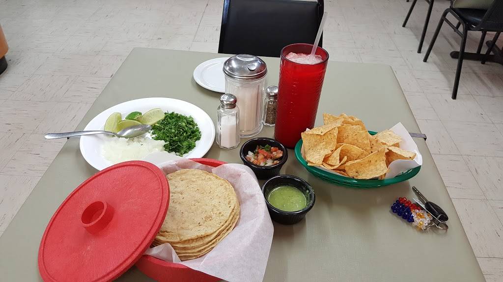 Carniceria La Conasupo Taqueria El Paisano | restaurant | 207 N Michigan Ave, Shelby, MI 49455, USA | 2318618899 OR +1 231-861-8899