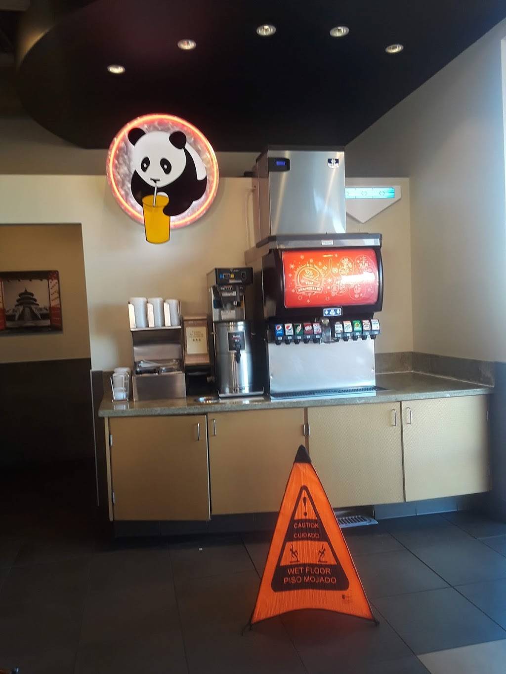 Panda Express | meal takeaway | 19201 Bear Valley Rd, Apple Valley, CA 92308, USA | 7602402732 OR +1 760-240-2732