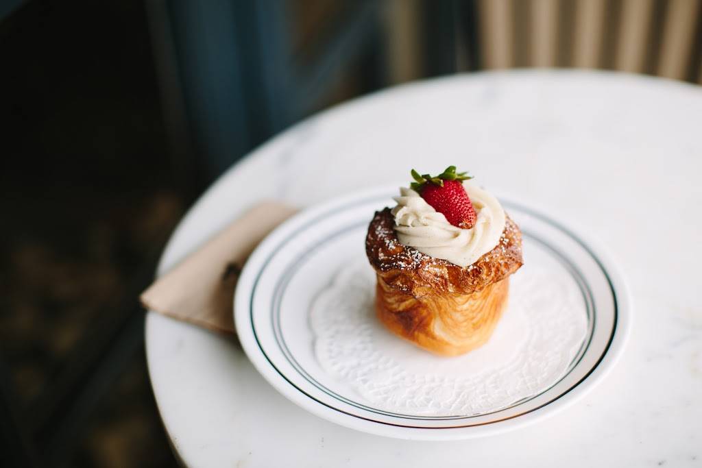 Alfred Coffee Silverlake | cafe | 3337 1/2 Sunset Blvd, Los Angeles, CA 90026, USA | 3235226984 OR +1 323-522-6984